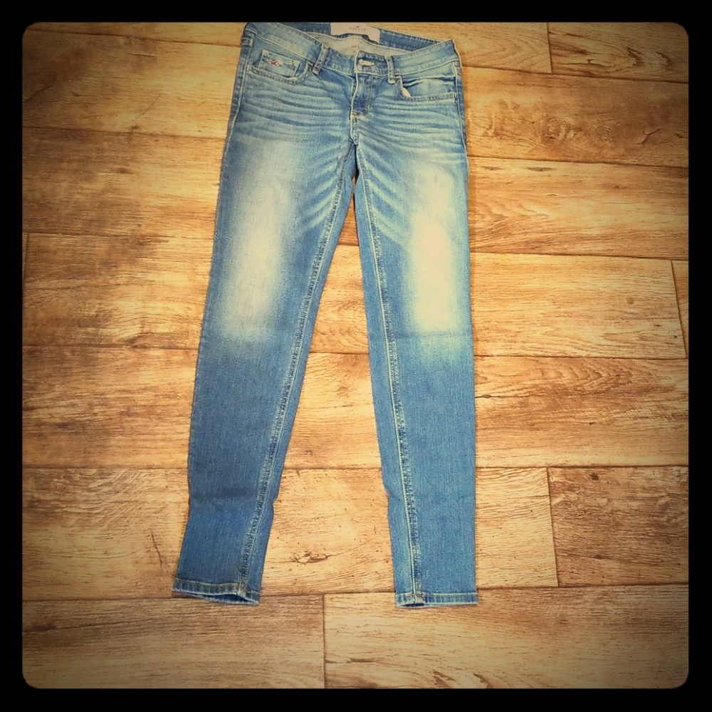 Hollister women's skinny jeans